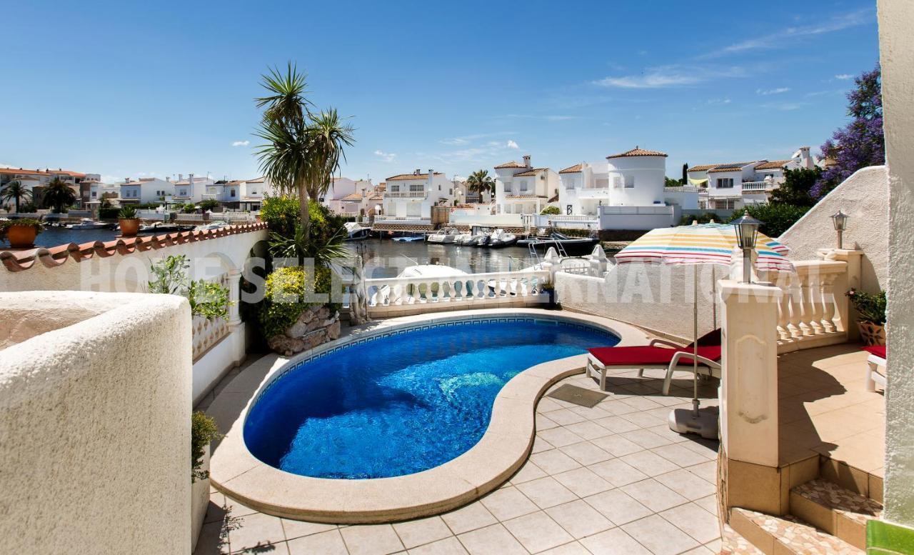 אמפוריבראבה 2009 Casa San Maurici Con Piscina By Homeselectspain חדר תמונה